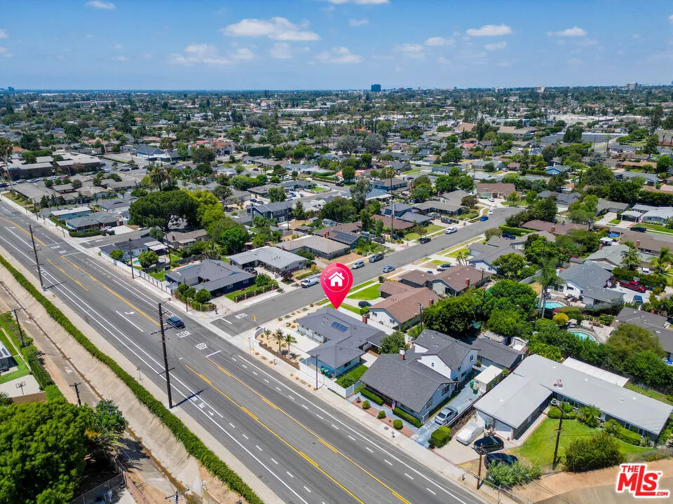 12831 Red Hill Avenue Tustin, CA 92780