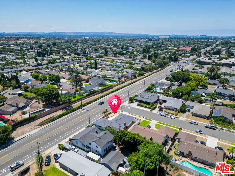 12831 Red Hill Avenue Tustin, CA 92780