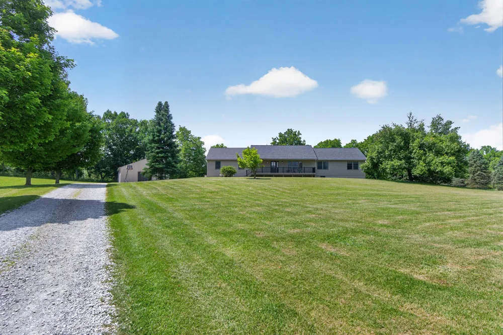 18167 W Austin Road Manchester, MI 48158
