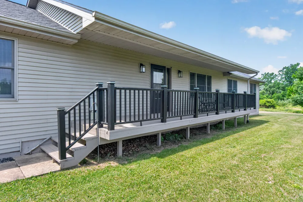 18167 W Austin Road Manchester, MI 48158