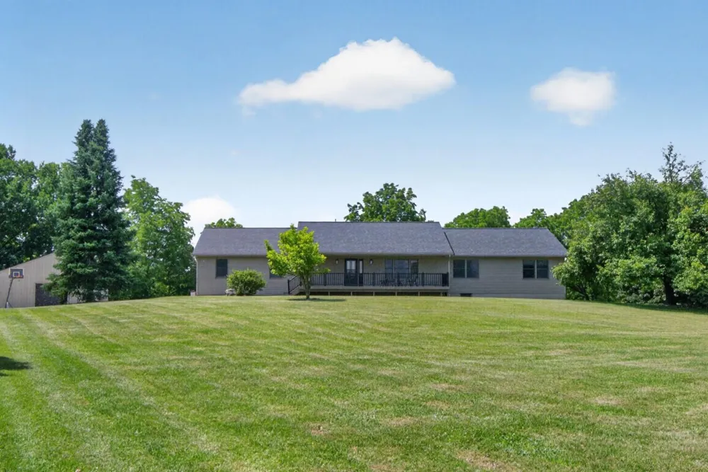 18167 W Austin Road Manchester, MI 48158