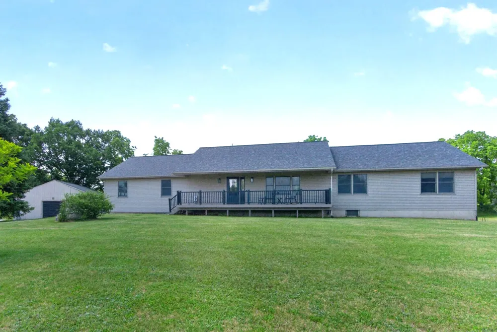 18167 W Austin Road Manchester, MI 48158