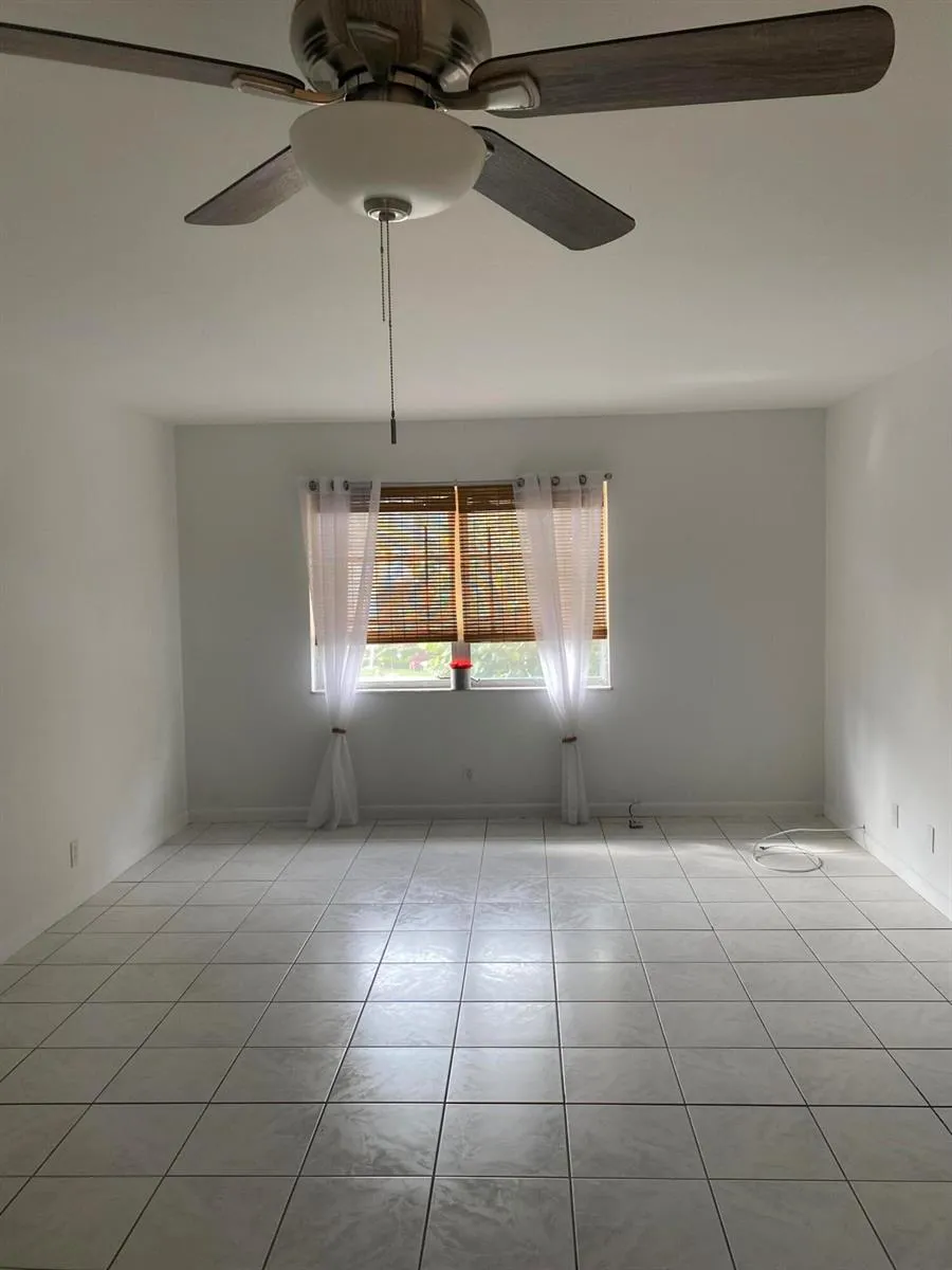 1950 Andrews Avenue #210d Wilton Manors, FL 33311