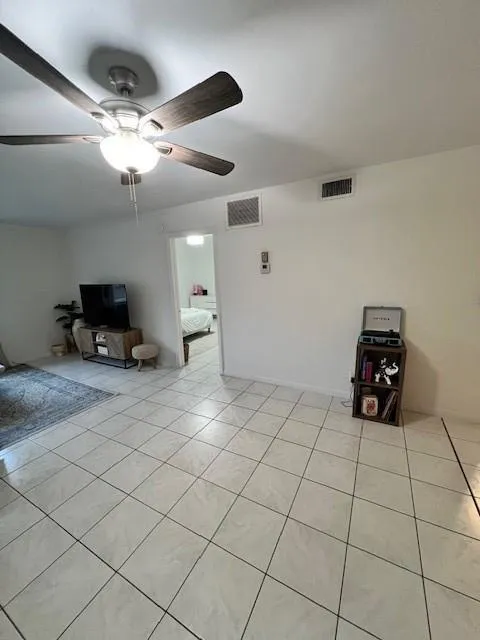 1950 Andrews Avenue #210d Wilton Manors, FL 33311