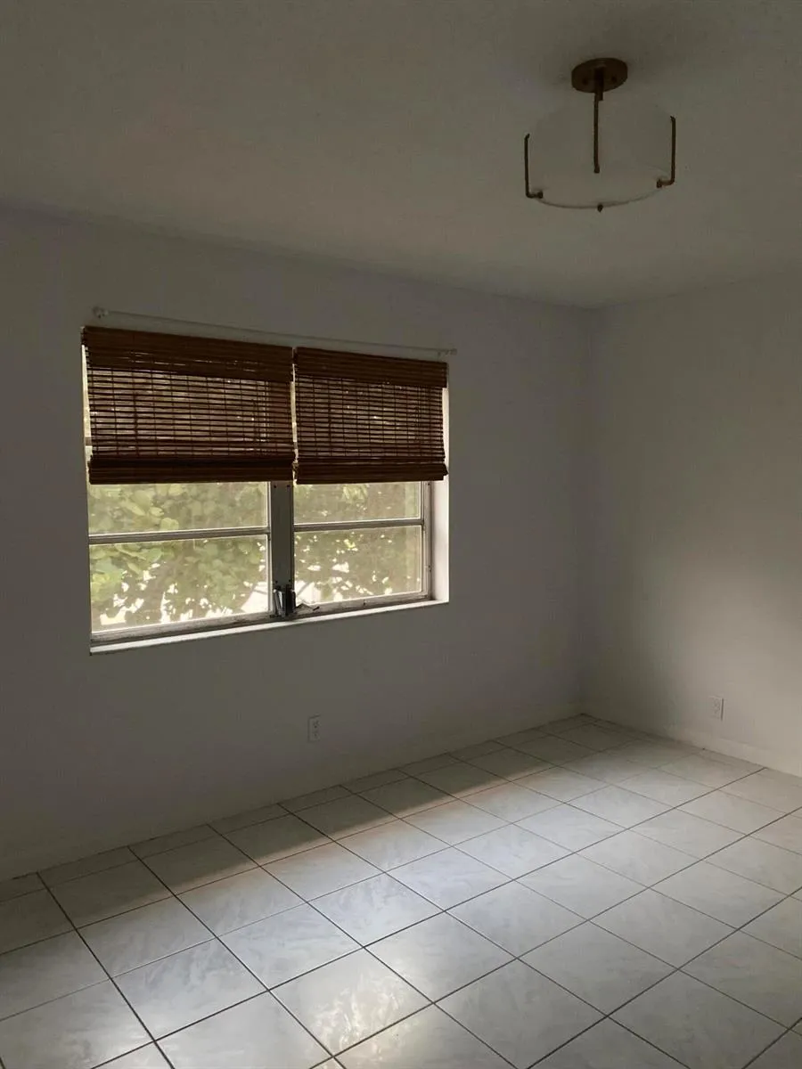 1950 Andrews Avenue #210d Wilton Manors, FL 33311