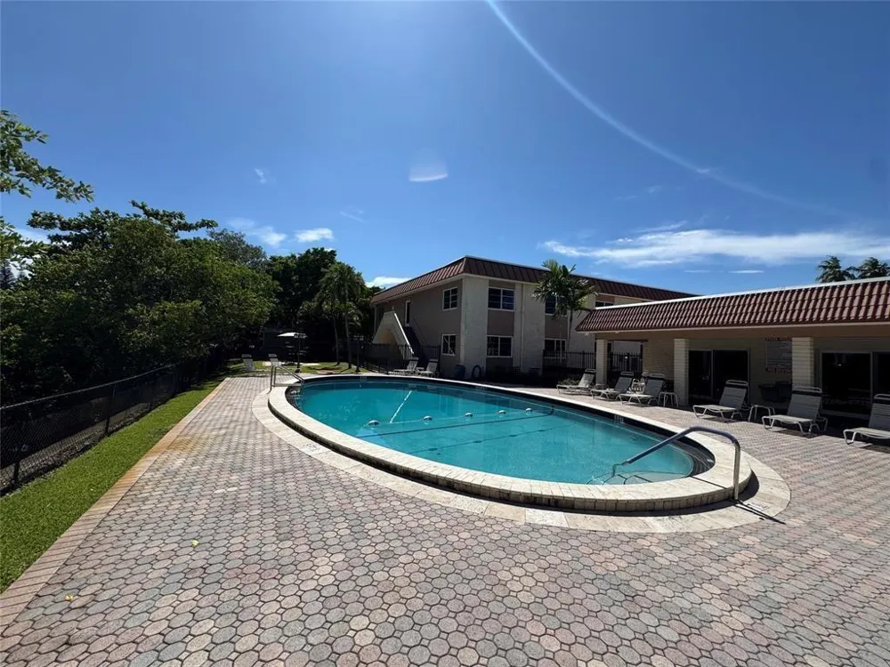 1950 Andrews Avenue #210d Wilton Manors, FL 33311