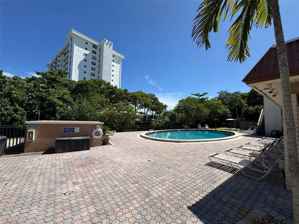 1950 Andrews Avenue #210d Wilton Manors, FL 33311