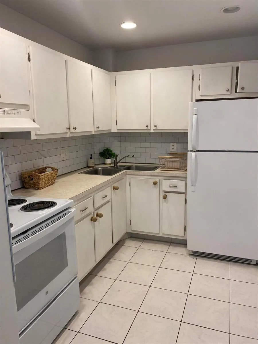 1950 Andrews Avenue #210d Wilton Manors, FL 33311