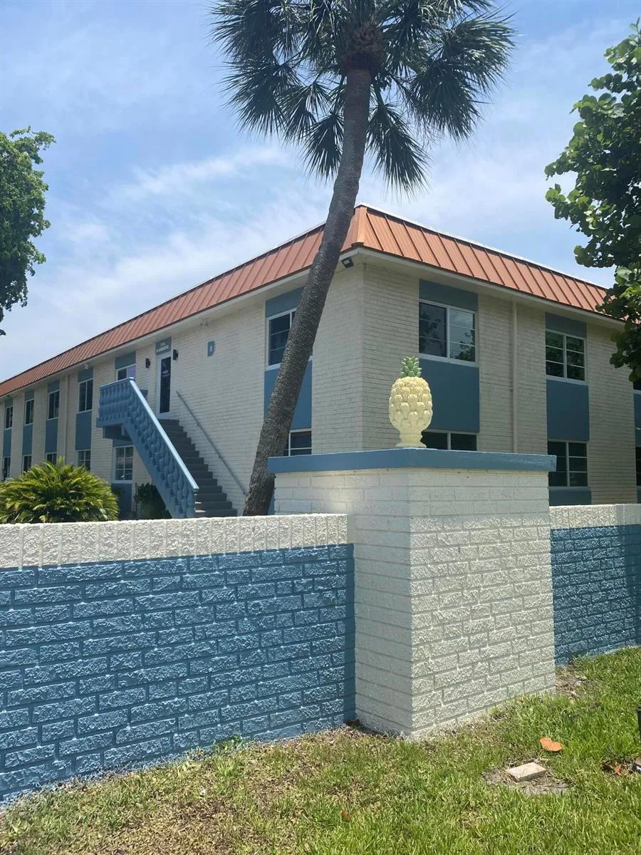 1950 Andrews Avenue #210d Wilton Manors, FL 33311
