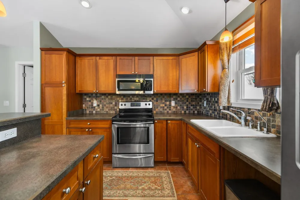 2424 Tyler Hills Drive Long Lake Township, MI 49685