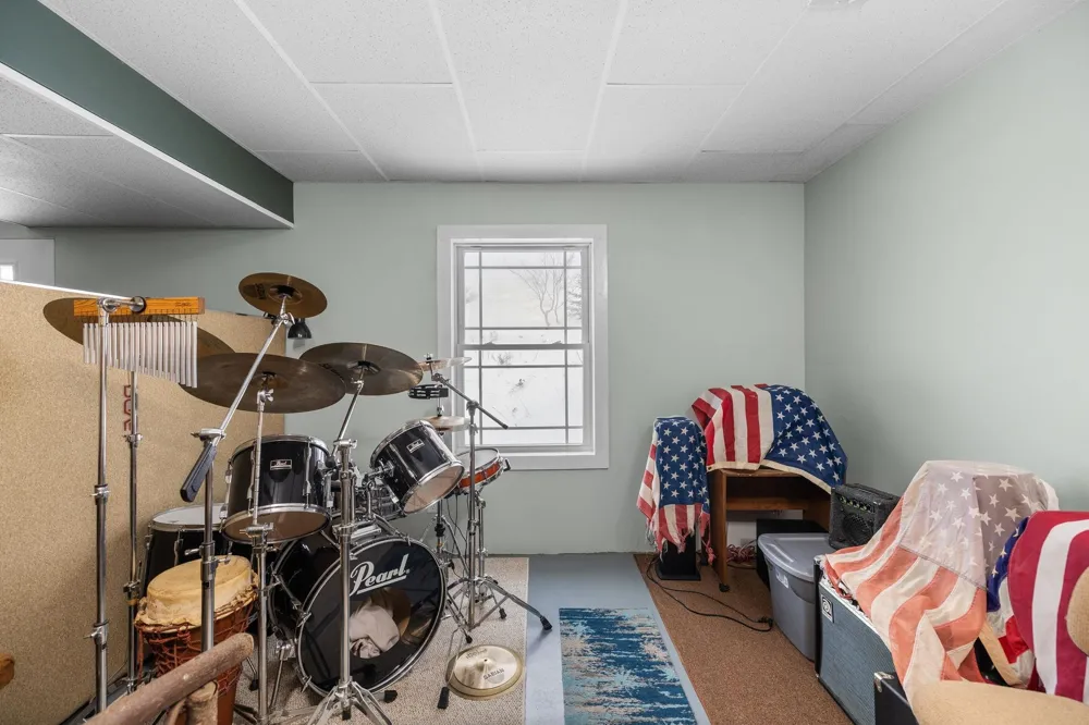 2424 Tyler Hills Drive Long Lake Township, MI 49685