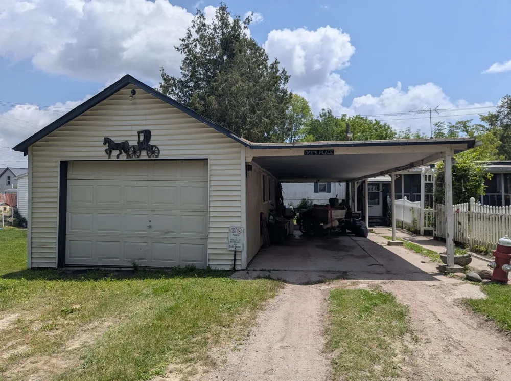 3525 East City Limits Road Standish Township, MI 48658