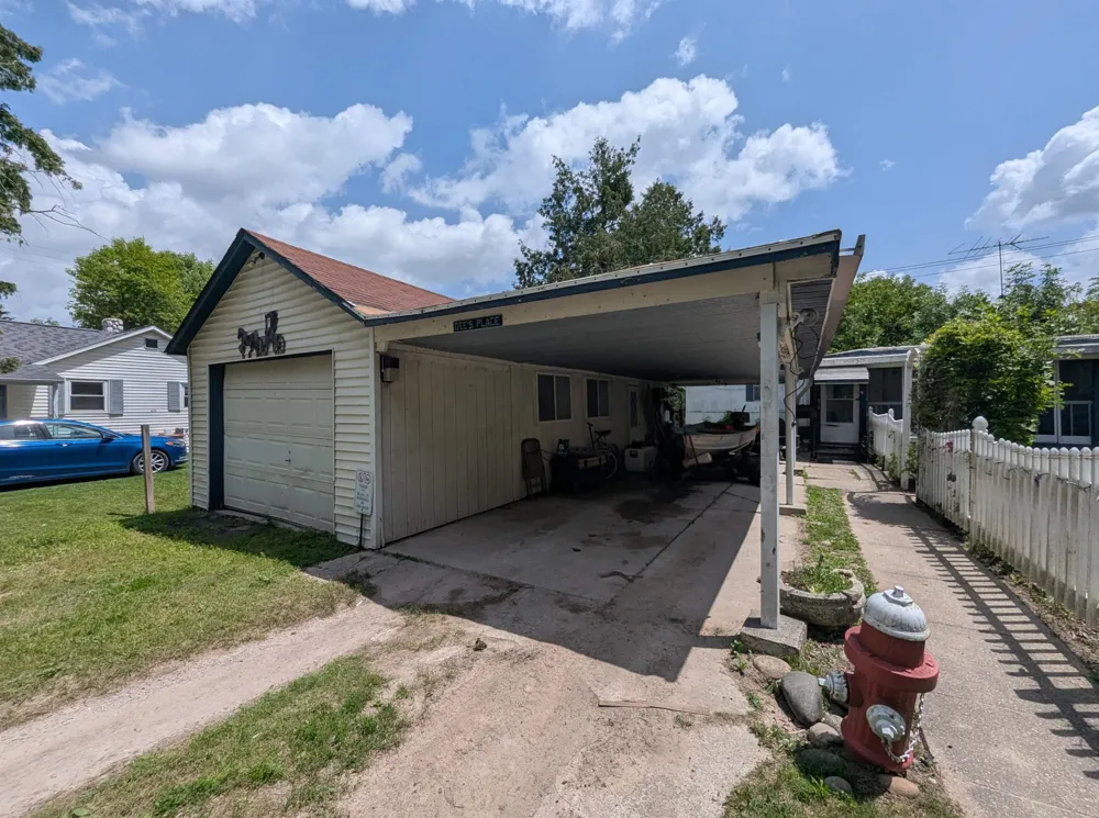 3525 East City Limits Road Standish Township, MI 48658