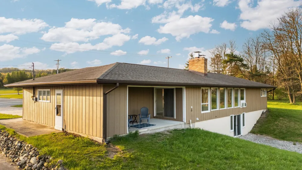 402 S Division Street Kearney Township, MI 49615