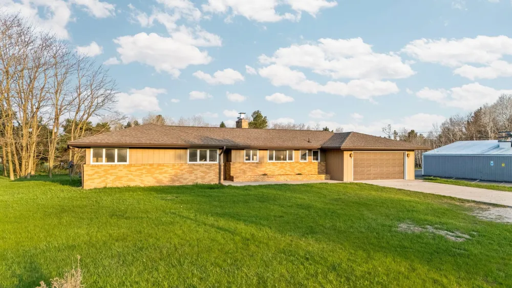 402 S Division Street Kearney Township, MI 49615