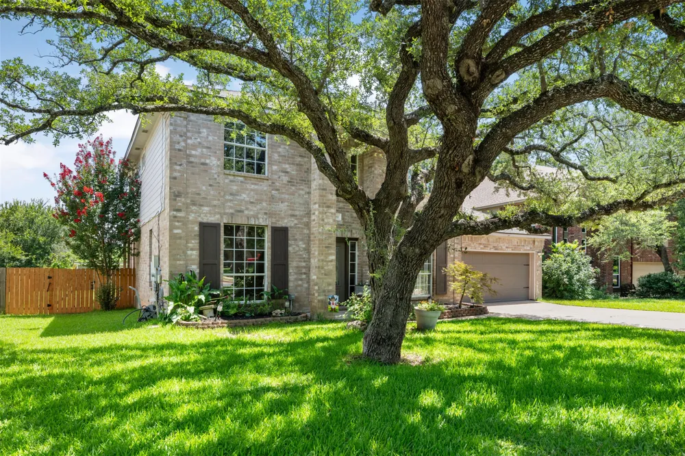 4011 Honey Bear Loop Round Rock, TX 78681