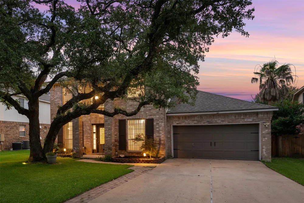 4011 Honey Bear Loop Round Rock, TX 78681