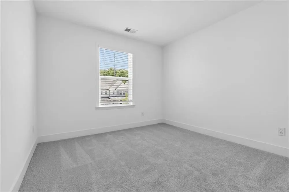 2800 Willow Creek Drive Watkinsville, GA 30677