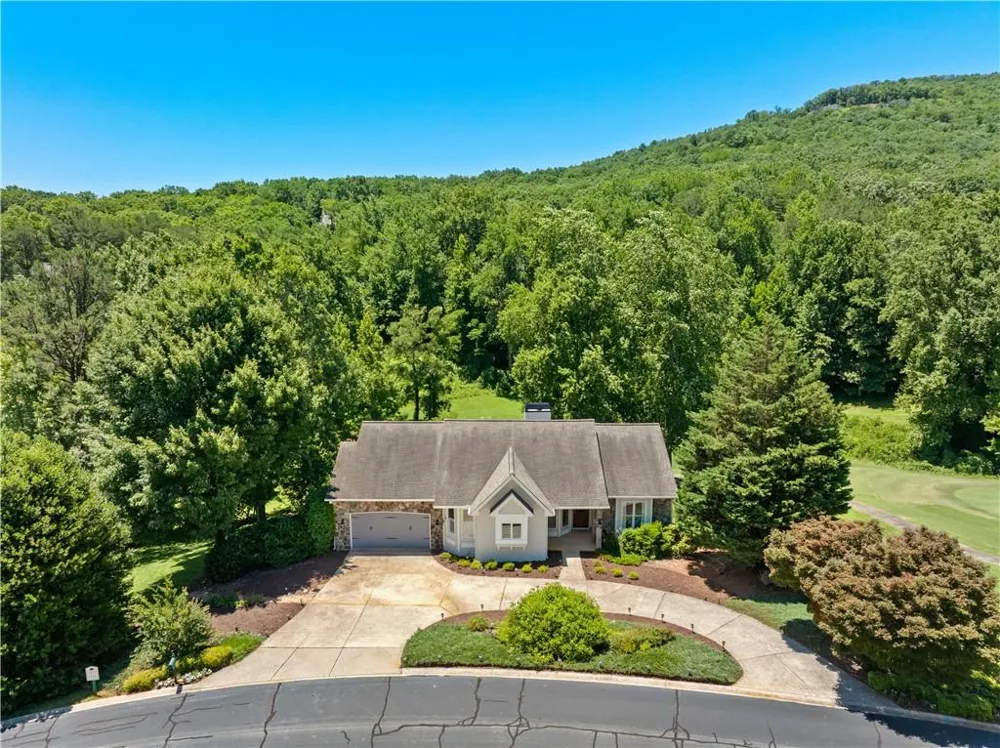 501 Granny Smith Circle Clarkesville, GA 30523