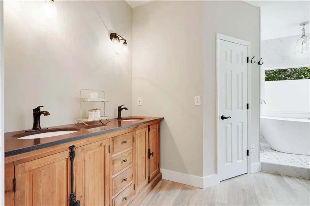 501 Granny Smith Circle Clarkesville, GA 30523