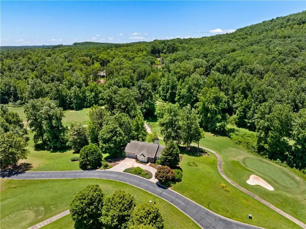 501 Granny Smith Circle Clarkesville, GA 30523