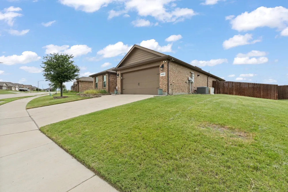 4600 Fringetree Way Fort Worth, TX 76036