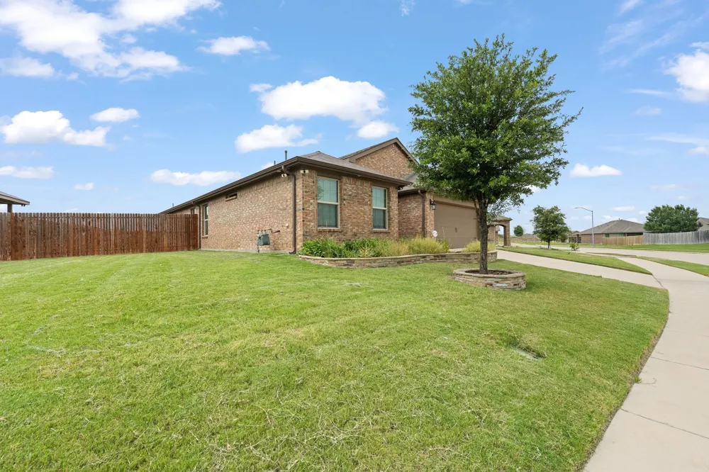 4600 Fringetree Way Fort Worth, TX 76036