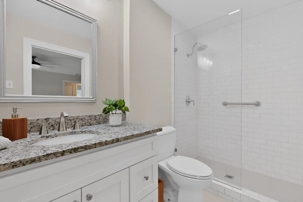 2802 Green Oaks Drive Garland, TX 75040