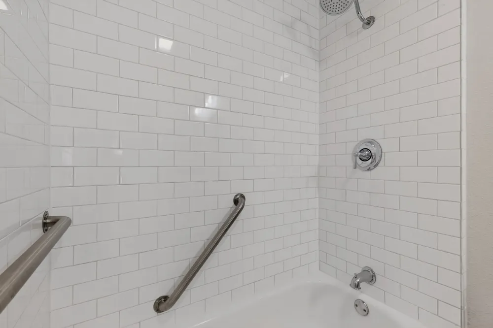 2802 Green Oaks Drive Garland, TX 75040
