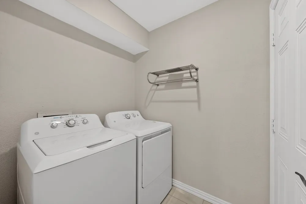 2802 Green Oaks Drive Garland, TX 75040