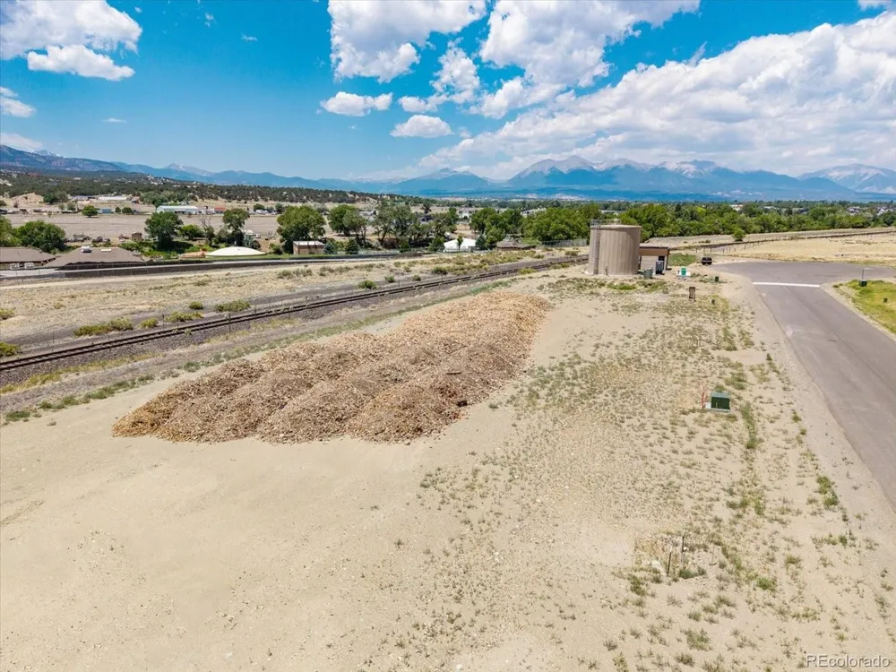 5063 Main Street Salida, CO 81201
