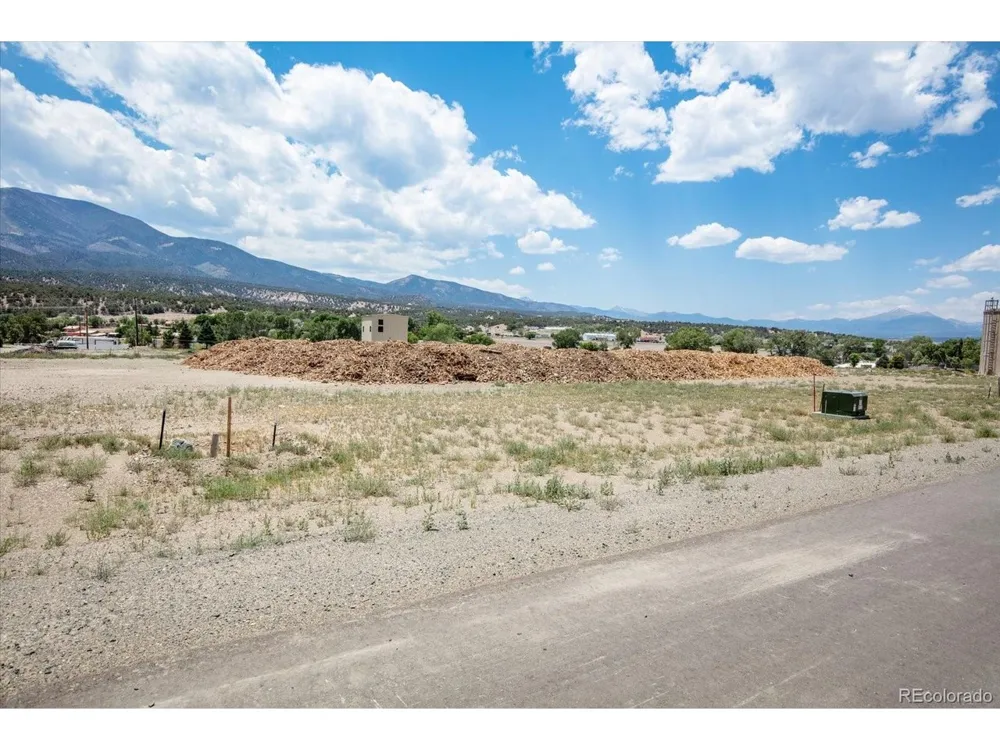 5063 Main Street Salida, CO 81201