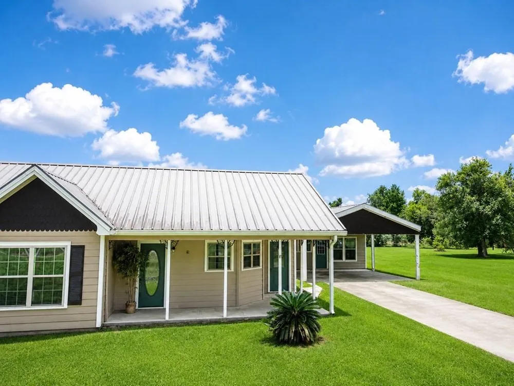 829 Fm 1004 W Kirbyville, TX 75956