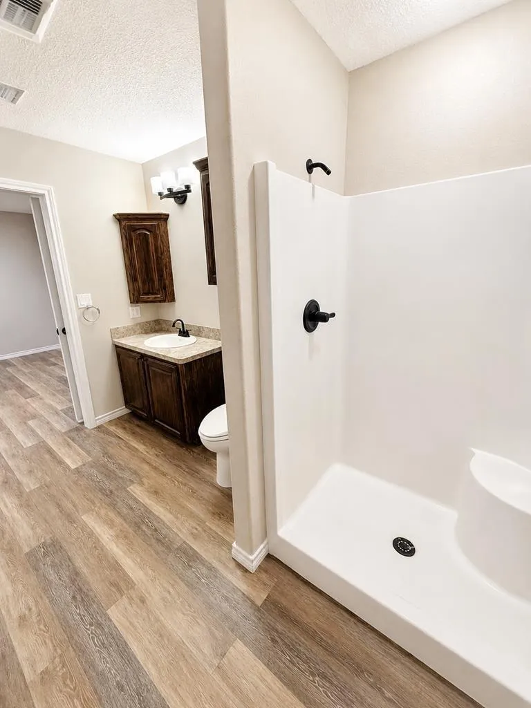829 Fm 1004 W Kirbyville, TX 75956