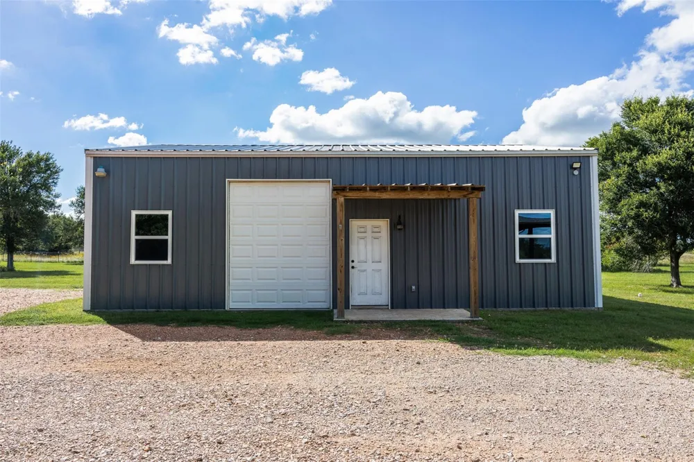 6951 Watermelon Road Somerville, TX 77879