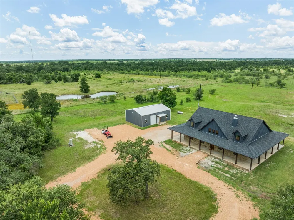 6951 Watermelon Road Somerville, TX 77879