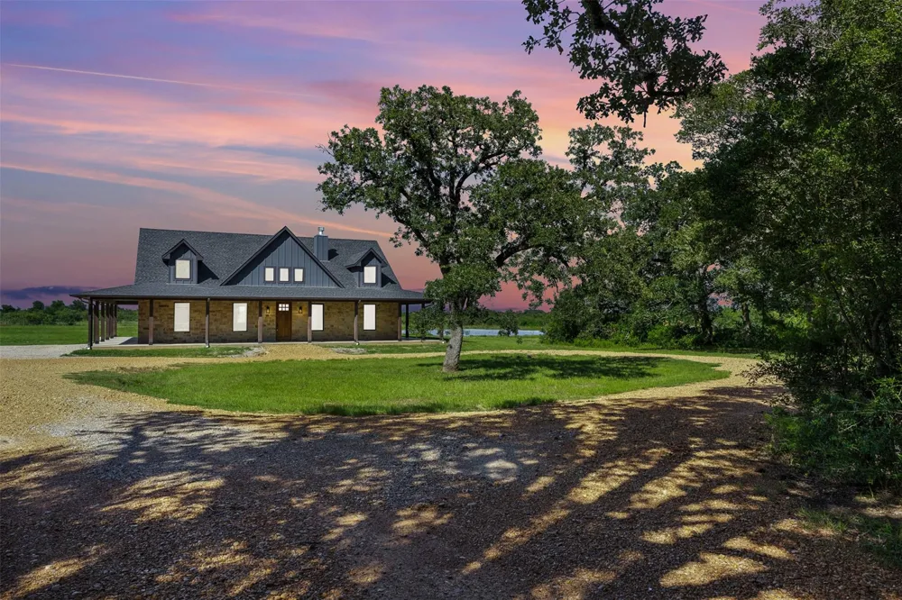 6951 Watermelon Road Somerville, TX 77879
