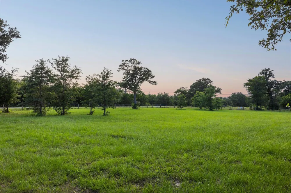 6951 Watermelon Road Somerville, TX 77879