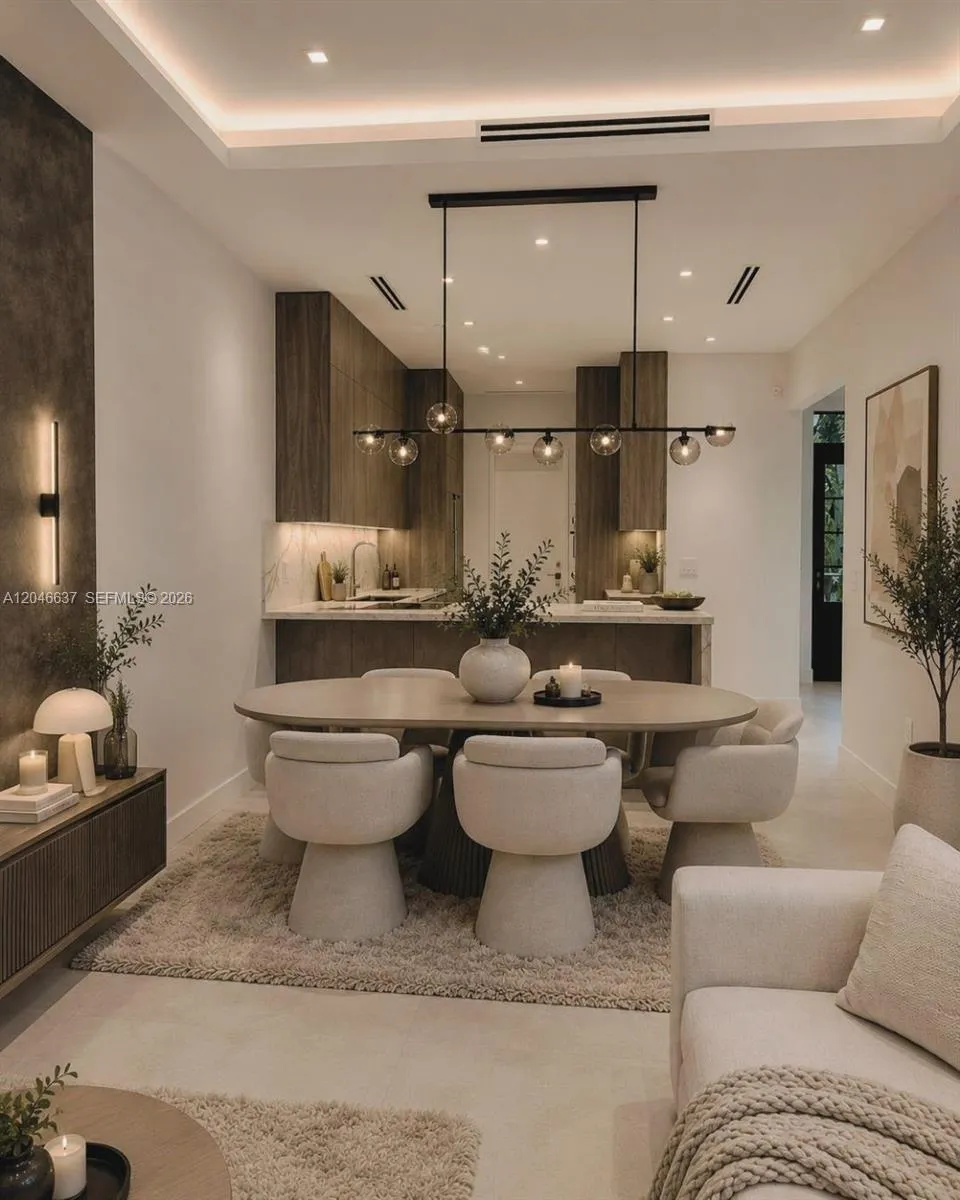2712 S Le Jeune Rd Coral Gables, FL 33134