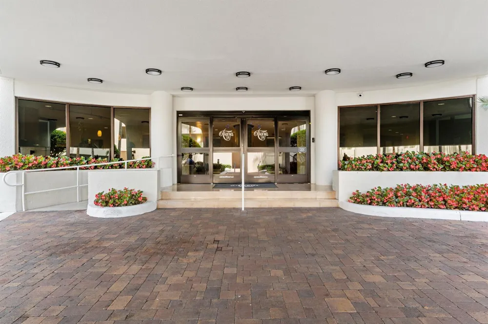 3000 Ocean Drive #20-b Singer Island, FL 33404