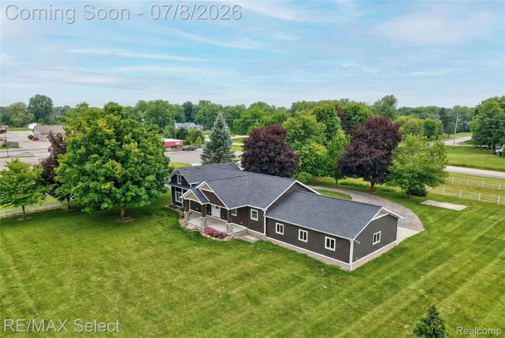 11025 Davison Road Davison Township, MI 48423