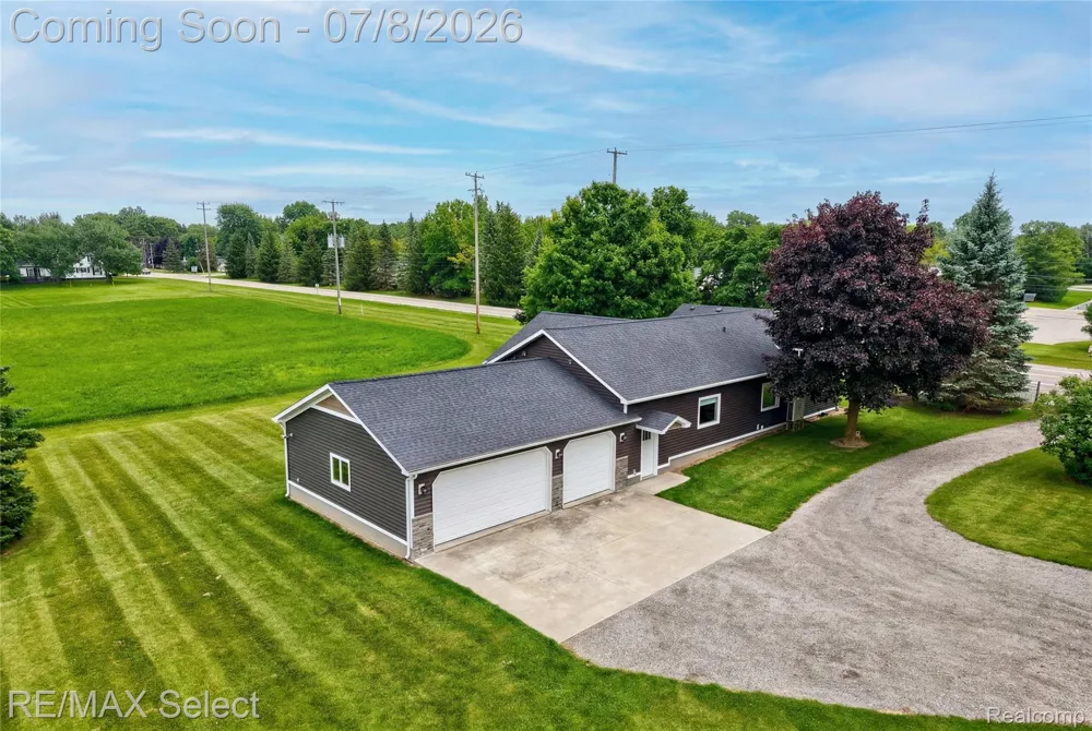 11025 Davison Road Davison Township, MI 48423