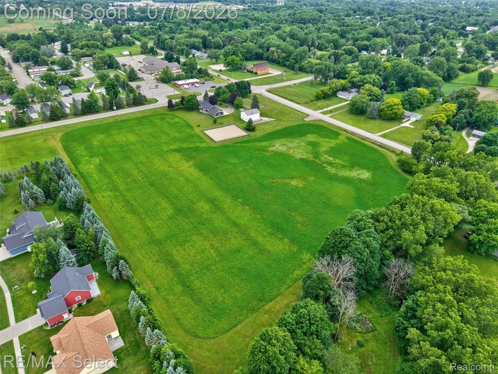 11025 Davison Road Davison Township, MI 48423