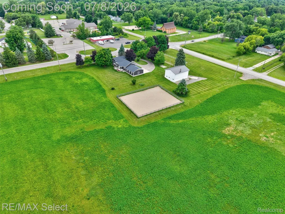 11025 Davison Road Davison Township, MI 48423