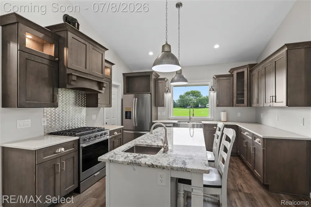 11025 Davison Road Davison Township, MI 48423