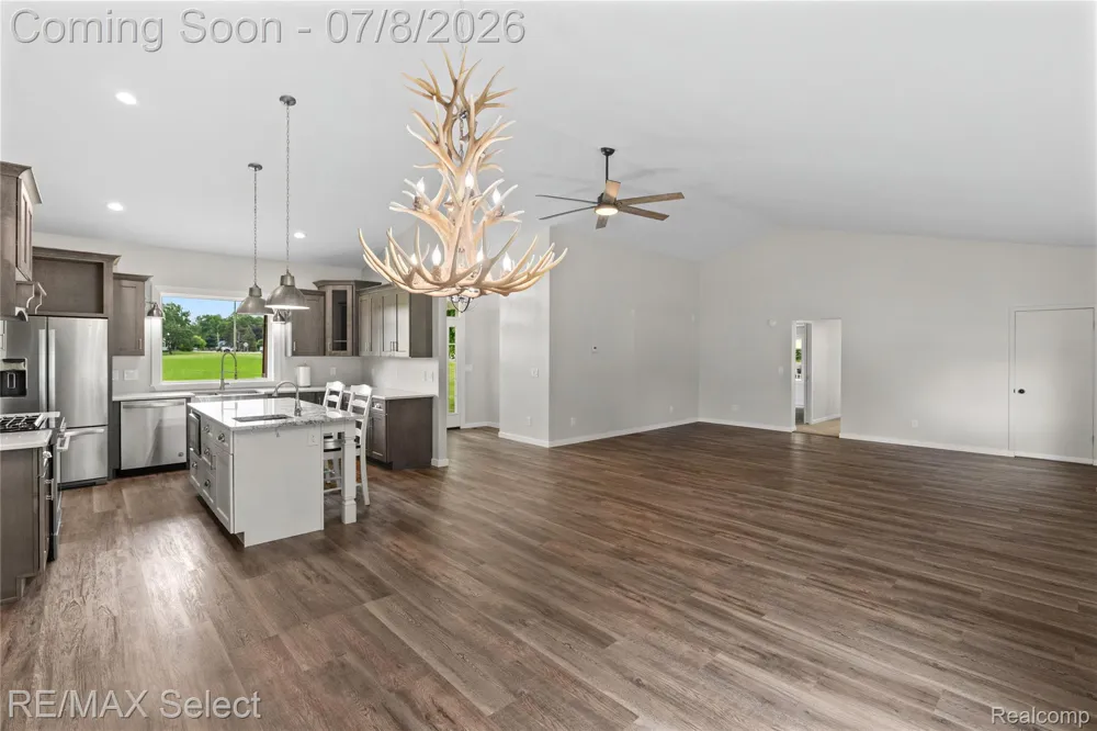 11025 Davison Road Davison Township, MI 48423