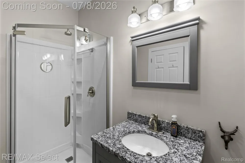 11025 Davison Road Davison Township, MI 48423