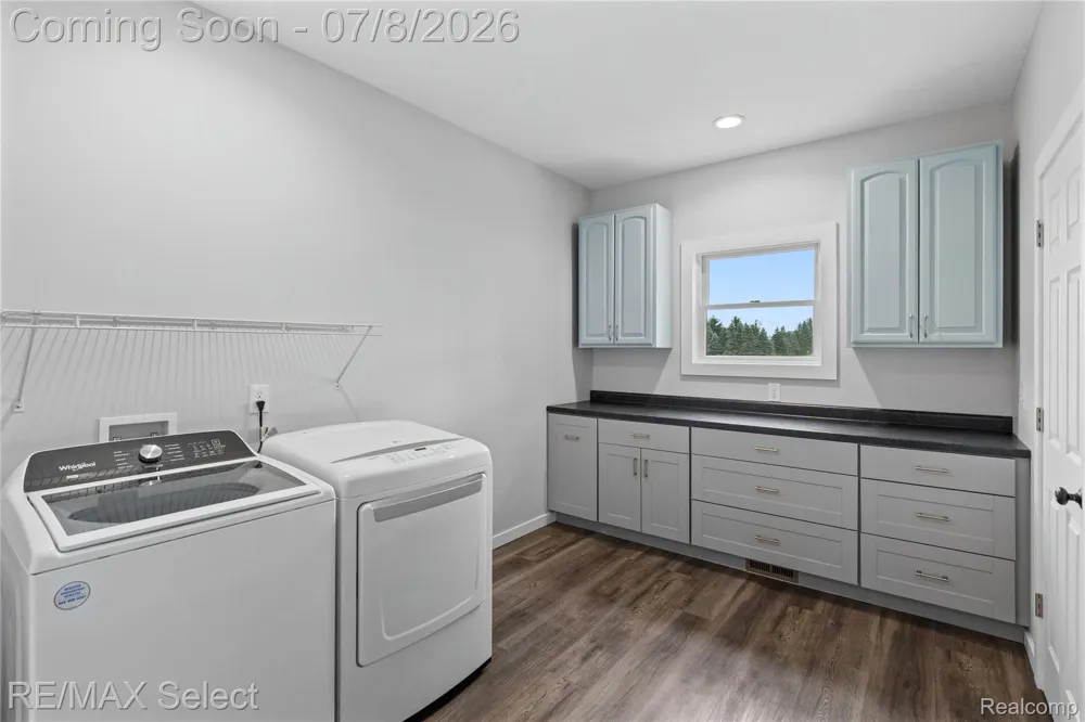 11025 Davison Road Davison Township, MI 48423