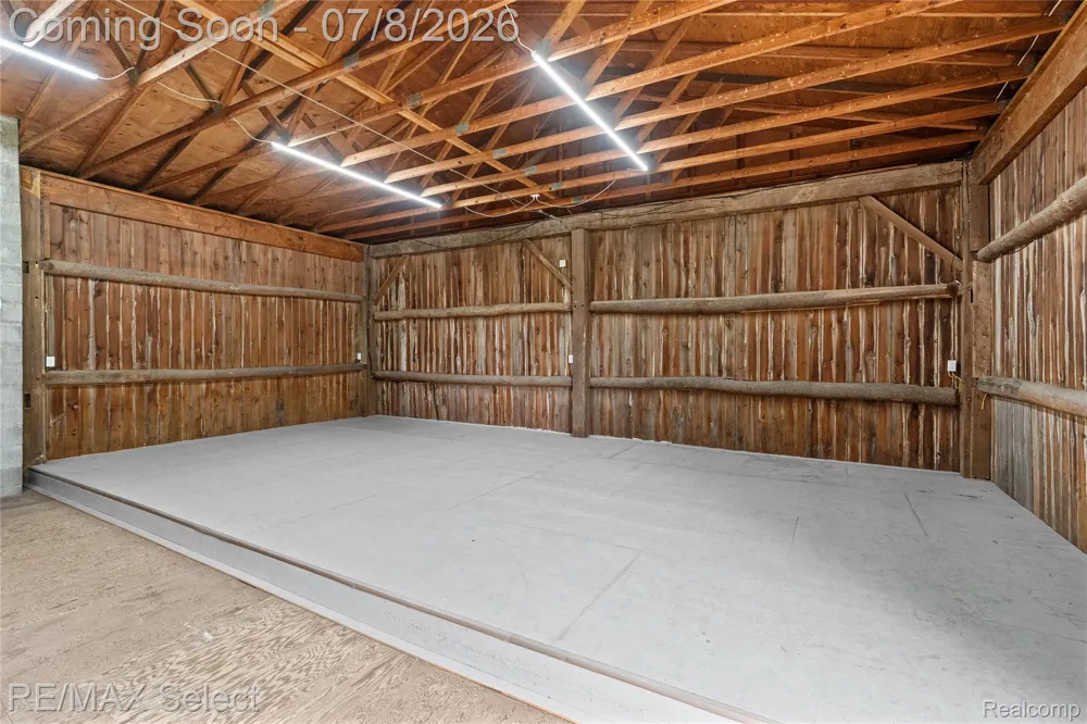 11025 Davison Road Davison Township, MI 48423