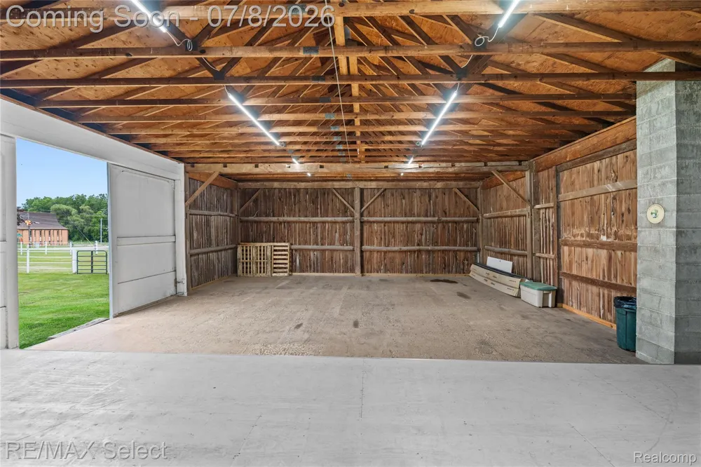 11025 Davison Road Davison Township, MI 48423
